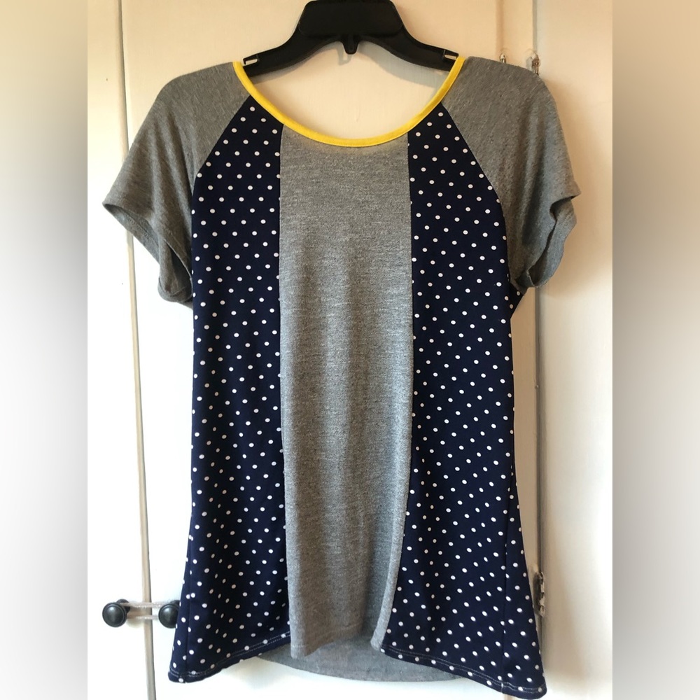 Loveappella Gray T-shirt with navy and white polkadots and yellow trim